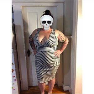 deep v bodycon striped dress